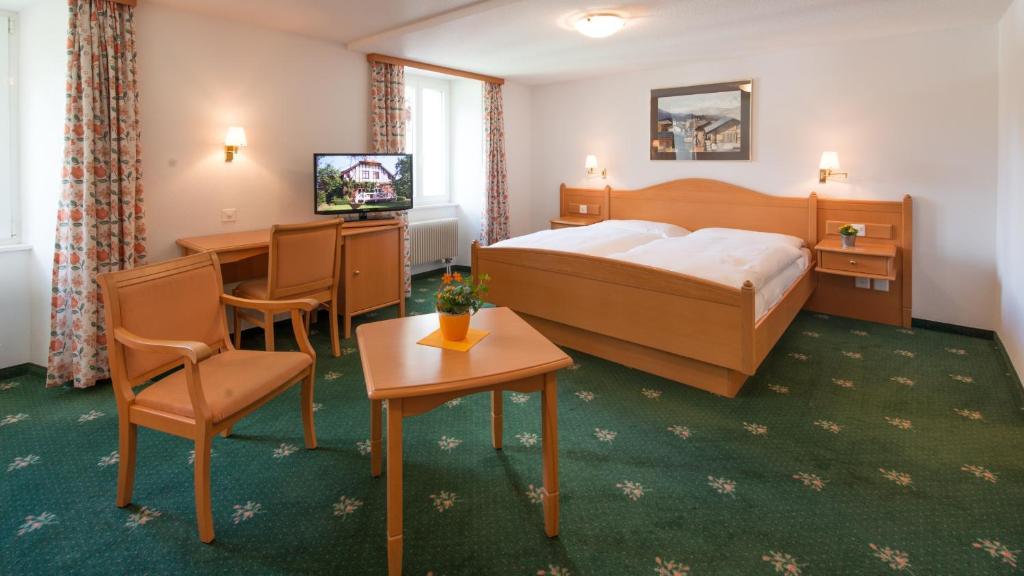 Hotel Portjengrat Saas-Almagell Pokój zdjęcie